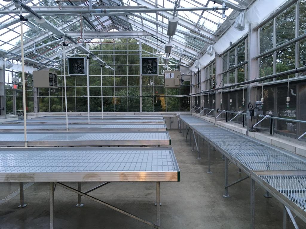 Steel Greenhouse in River Grove IL, USA